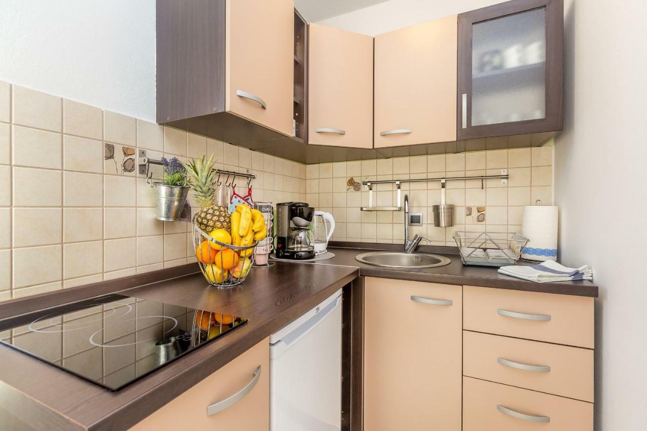 Studio Apartman Magdalena Apartment Omišalj Екстериор снимка